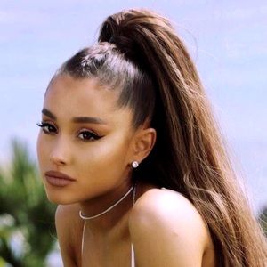 Meet your Posher, Izzy